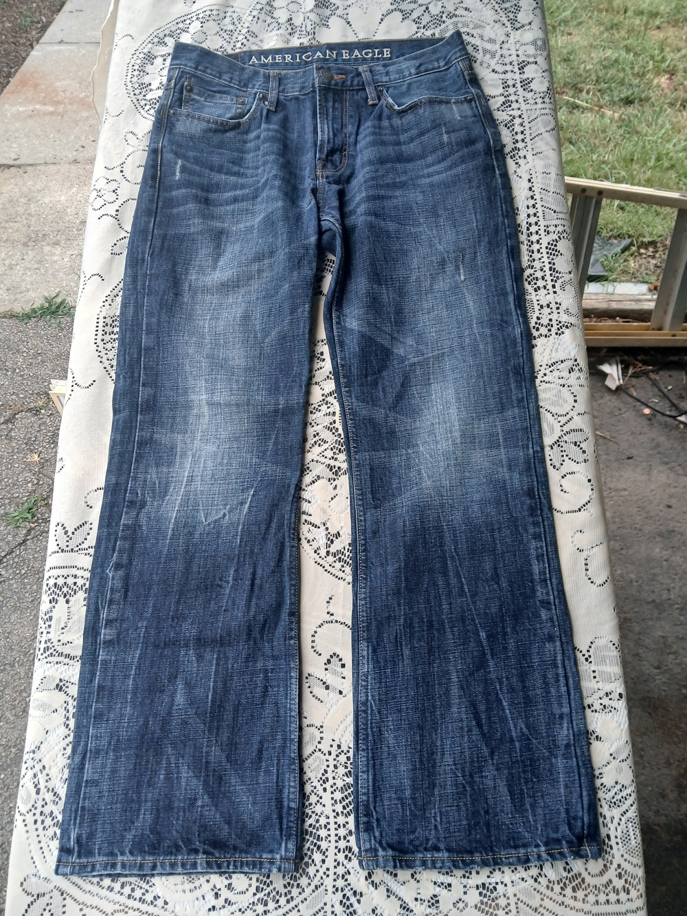 American Eagle Outfitters Men’s Bootcut Blue Washed Jeans